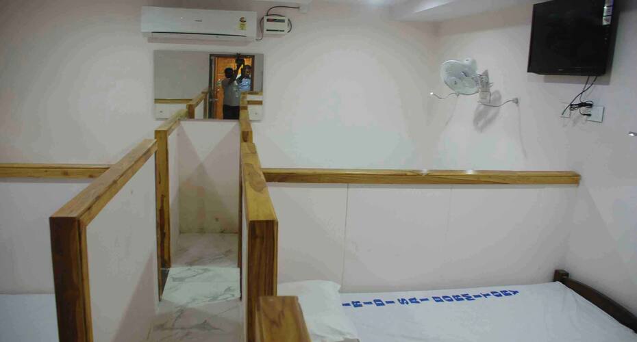 Sri Shiridi Sai Lodge & Dormitory, Visakhapatnam 4